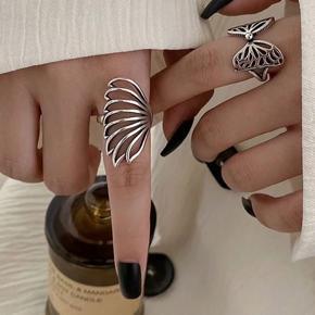 New Trendy Vintage 2 Pcs Adjustable Hollow Butterfly Wings Finger Rings for Girls Simple New Collection - Silver Plated Feather Index Finger Ring for Girls Stylish / Finger Rings for Women Simple