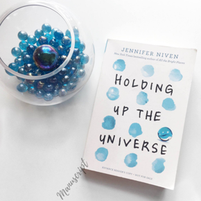 Holding Up the Universe  by Jennifer Niven -Paperback