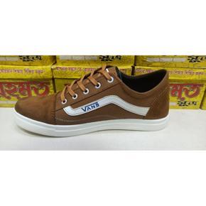 Stylish and Fashionable Exclusive Sneakers Converse for Men-Brown