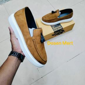 Unique Styles Loafer Rubber Sole Winter and Summer Water Proof and Wind Proof Shoe For Men