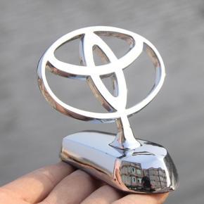 Car metal logo front hood emblem for Toyota