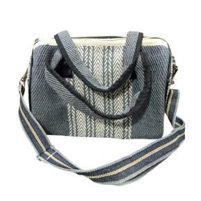 bag / jute made travel bag