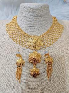 Stylish Necklace Gold Plated(null)