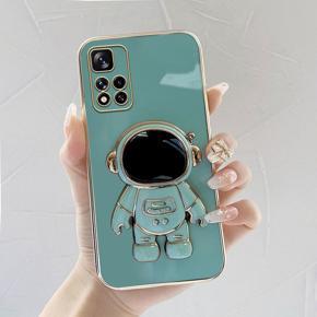 Hontinga for Redmi Note 11 Pro+ 5G/Xiaomi Poco X4 NFC/Mi 11i Back Cover With Cartoon Astronaut Folding Bracket Cases Luxury 6D Plating Soft Silicone Phone Cases