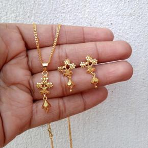 Gold plated jewellery - locket-chain-earrings for women- L289
