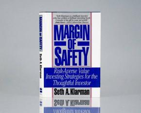 Margin of Safety: Risk-Averse Value Investing Strategies for the Thoughtful Investor -Paperback