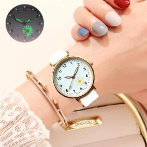 Fashion Daisy Flowers Leather Strap Watches /Women Casual Analog Quartz Watches / Ladies Clock Watches