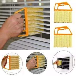 Microfiber Window cleaning brush, Designed to clean all types of blinds, Mini-Blind Cleaner,one roller between each slat.