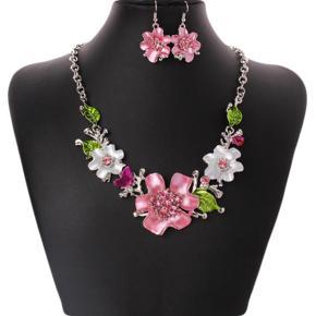 Women Rhinestone Inlaid Flower Pendant Hook Earrings Necklace Set Jewelry