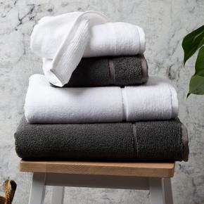 2pcs Pure Cotton Bath Towel 1pcs Urban Grey & 1pcs White Color Large Size 70 x140 Cm 350 GSM