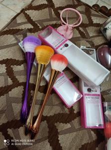 Makeup Expert Face Brush-1 Pcs-Multicolour