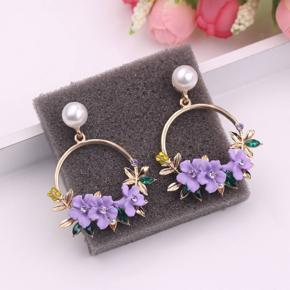 Ladies Elegant Flower Earring Soft Ceramic Pearl Stud Earrings