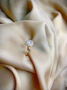 Zirconia Stone Cushion Cut Solitaire Spin Ring