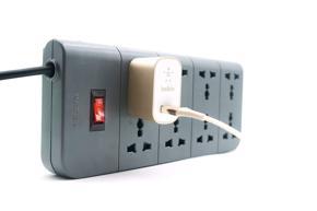 Belkin 8-Socket Multiplug with Surge Protector