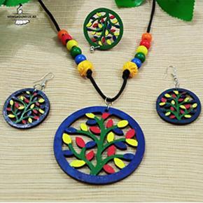 Beautiful Indian Painted Wooden Round Shape Necklace With Earring & Hand Ring For Women