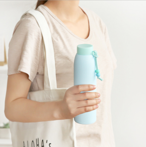 GLASS WATER BOTTLE WITH PLASTIC SHELL