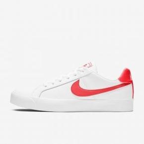 Nike Court Royale AC | White/Gum Light Brown/Flash Crimson