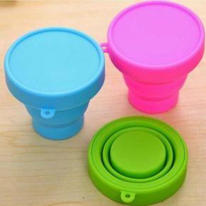 Small Size - Collapsible Travel Cup - Foldable Silicone Cup with Lid for Travelling, Water, Cold drinks- Portable Camping, Hiking, Outdoor Sets - Random Color