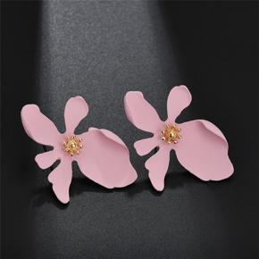 Korean Version Three-dimensional Flower Earrings Small Fresh Color Four-petal Small Flower Earrings Small Daisy Flower Earrings
