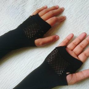 Fingerless Gloves for women High Quality Half-Finger hand gloves for women Black Skin