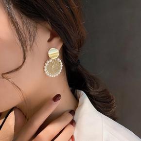 Trendy Korean Geometric Round Pearls Earring