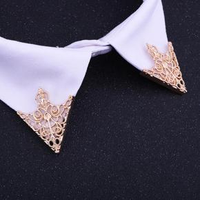 1Pair Brooch Retro Hollow Pattern Shirt Triangle Metal Collar Pins Clothes Accessory