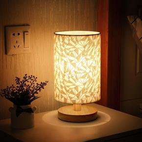 Leno Nordic Style Solid Wood USB Fixed Brightness LED Night Light Creative Energy Saving Table Lamp