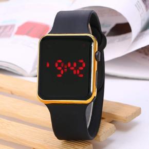 LED Fashionable Watch, Square LED Digital Sports Watch, Waterproof LED Wrist Watch