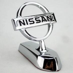 Nissan Car metal logo front hood emblem