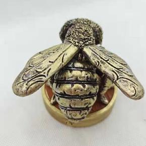 Metal Bee Sculpture Decorative, Simulation Bee Ornament, 3D Resin Bee