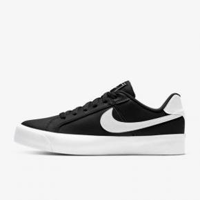 Nike Court Royale AC | Black/White