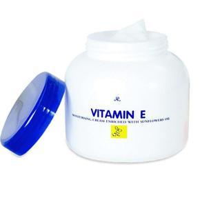 AR Vitamin E Moisturising Cream Enriched With Sunflower Oil 200g