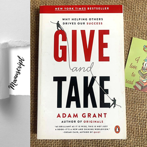 Give and Take: Why Helping Others Drives Our Success -Paperback