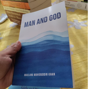 Man and God: Islamic Books on the Q u r an, the Hadith and the Prophet Muhammad