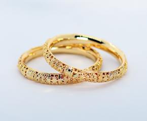 Gold plated designing bangles