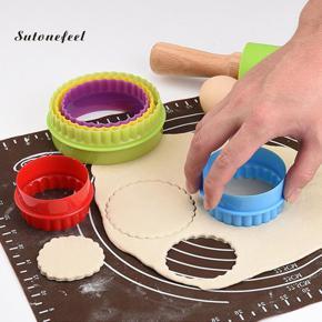 Pack of 6 Round Cookies Cutter
