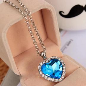 Zircon Peach Heart Blue Sea Heart Necklace Fashion Temperament Female   Fashion Crystal Short Pendant Jewelry Gift