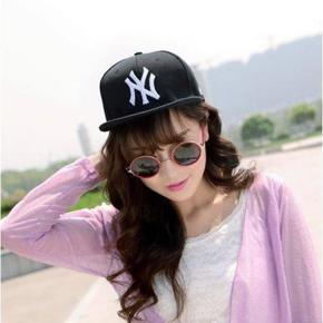 Black And White Stylish Cotton Cap For Women