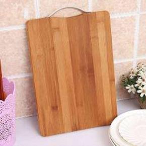wooden cutting and choping board with handle