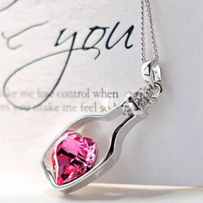 Women Ladies Fashion Popular Crystal Heart Pendant Necklace Love Drift Bottles Necklace for women Boho Choker