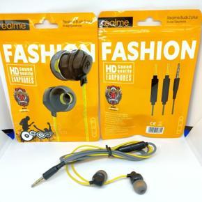 Realme Fashion Hd sond Buds 2 plus in ear Earphone