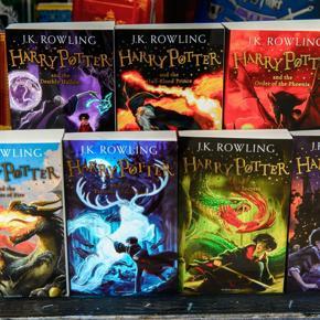 Harry Potter Series Full Set (Books 1-7) in White Print