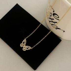 Trendy New Korean Style Butterfly Chain Necklace for Girls Simple Stylish Simple Fashion - Necklaces for Women New Collection / Necklaces for Girls Simple Fashion